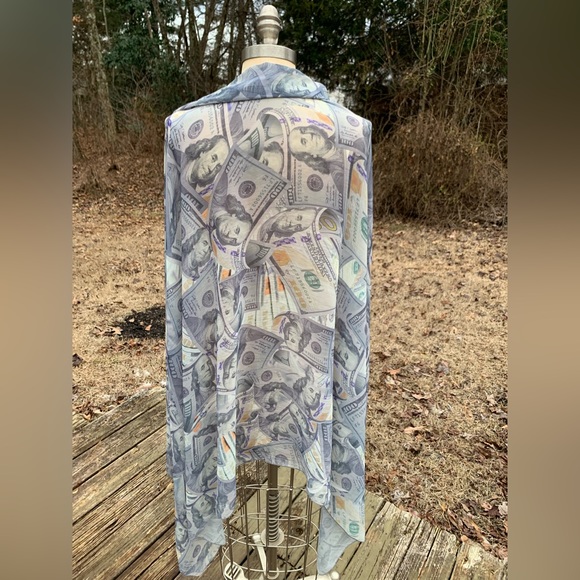 Large Money Print Scarf - Picture 13 of 16